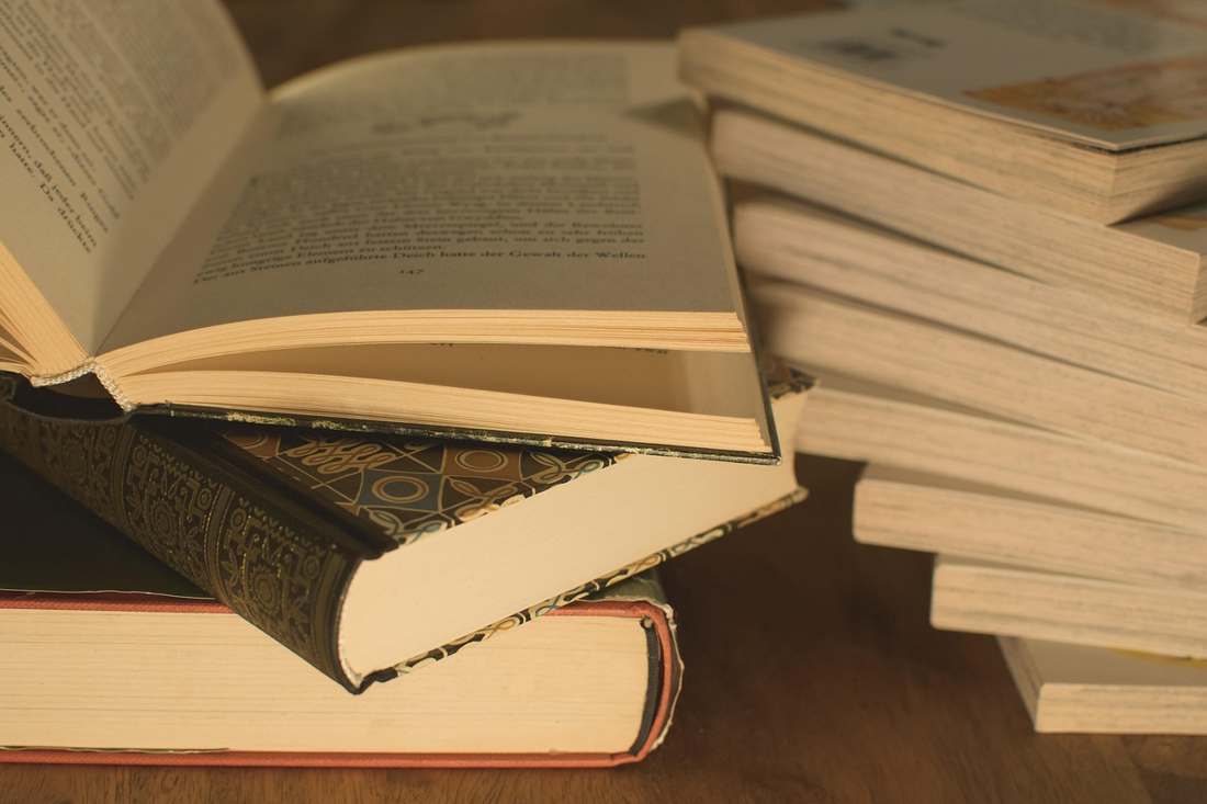 Quais são os principais sintomas da dependência em substâncias psicoativas?